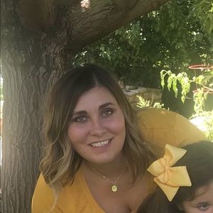 Meet your Posher, Candi